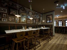 Ayinger_in_der_Au_Interior__8_.jpg