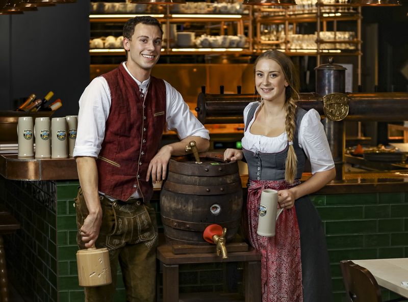 Tavern in Munich | Ayinger in der Au