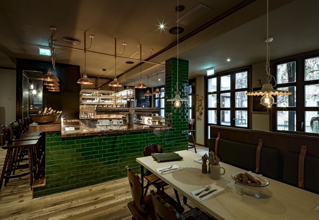 Einblick in die Wirtsstuben des neuen Ayinger in der Au, dem Restaurant im Schwesterhotel "Marias Platzl"